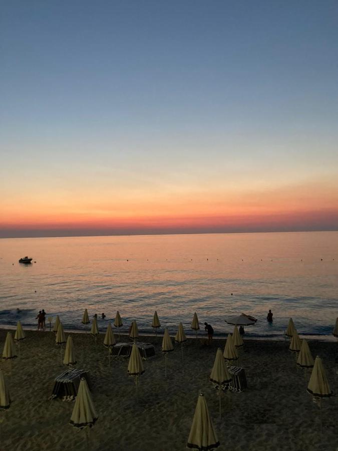 Don Ugo Luxury Rooms Tropea Extérieur photo