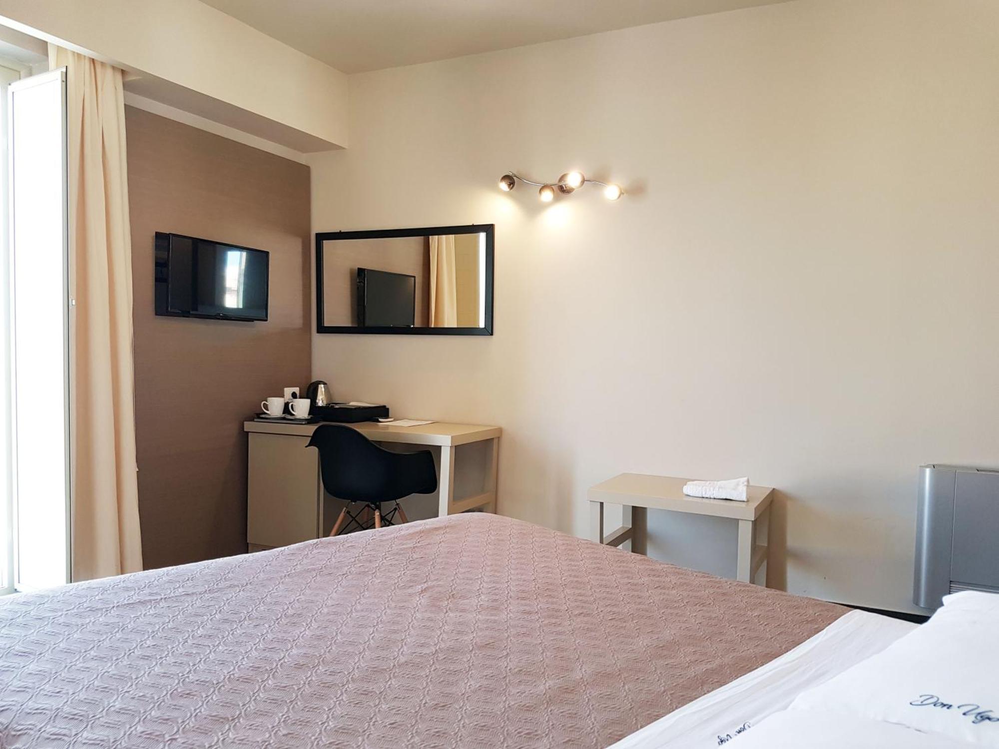 Don Ugo Luxury Rooms Tropea Chambre photo