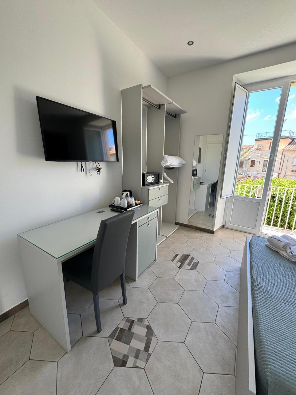 Don Ugo Luxury Rooms Tropea Extérieur photo