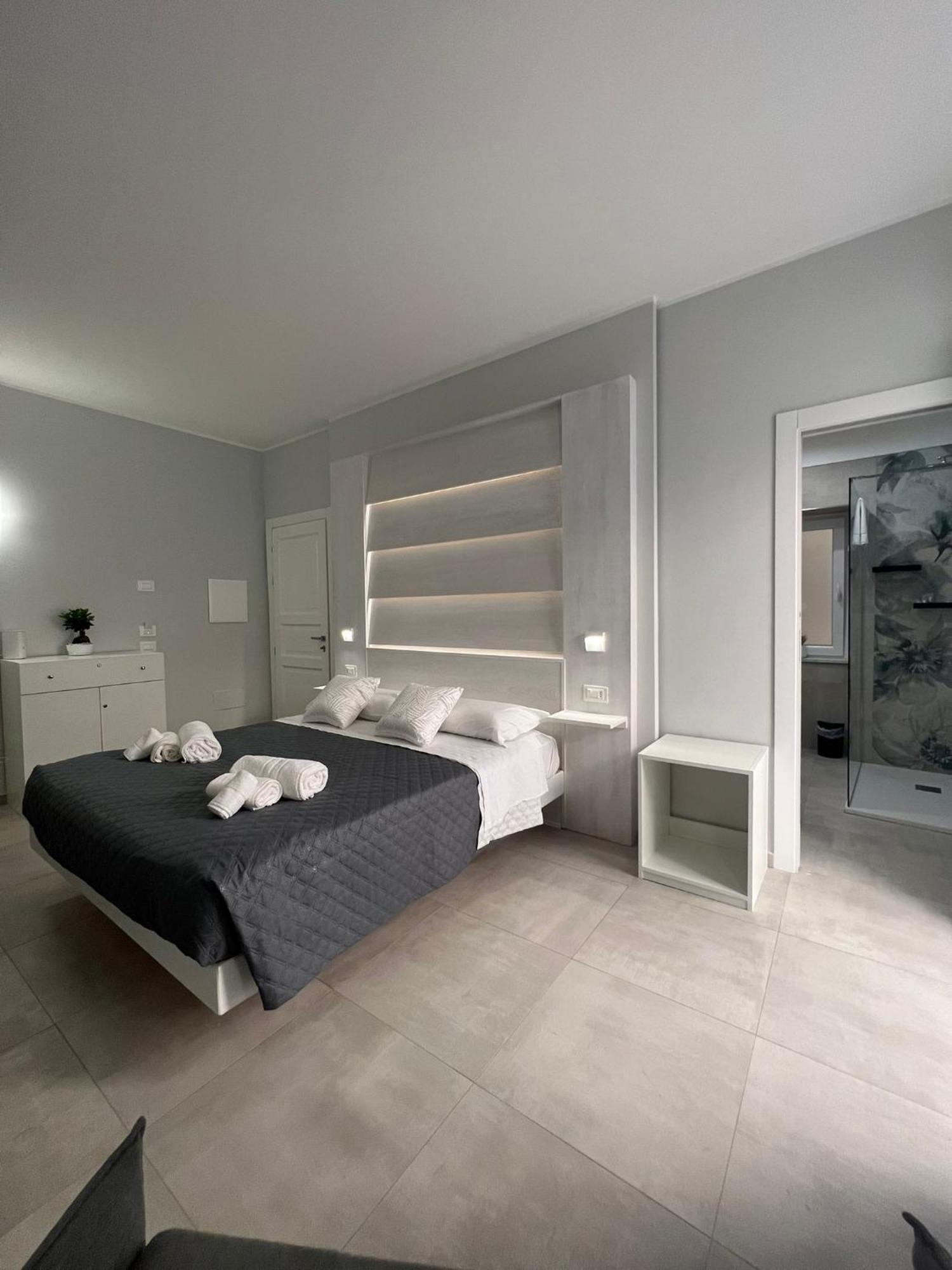 Don Ugo Luxury Rooms Tropea Extérieur photo