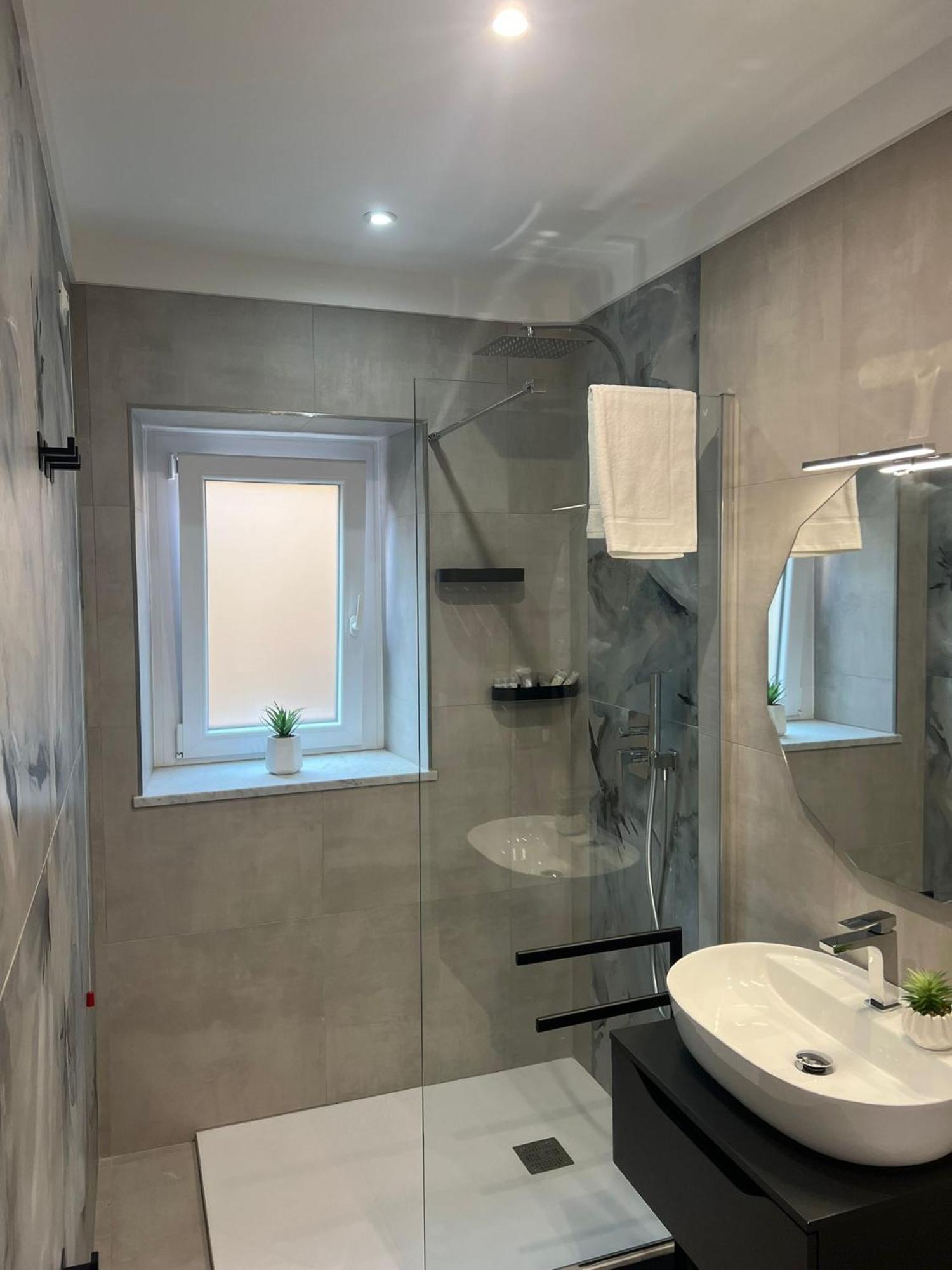 Don Ugo Luxury Rooms Tropea Extérieur photo