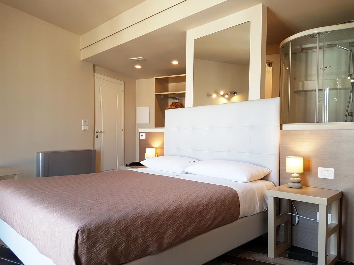 Don Ugo Luxury Rooms Tropea Extérieur photo
