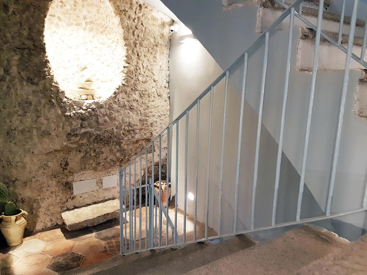Don Ugo Luxury Rooms Tropea Extérieur photo