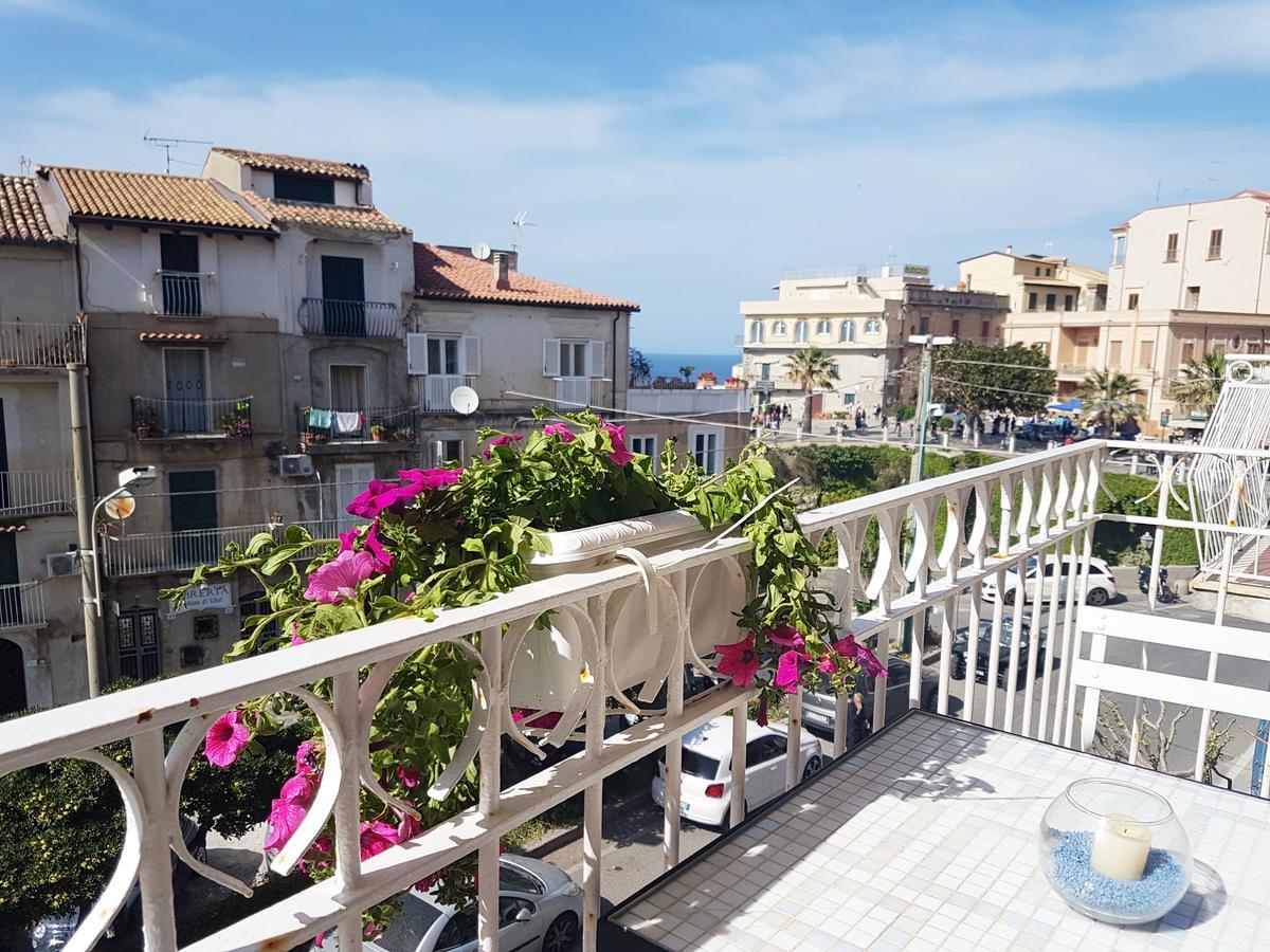 Don Ugo Luxury Rooms Tropea Extérieur photo